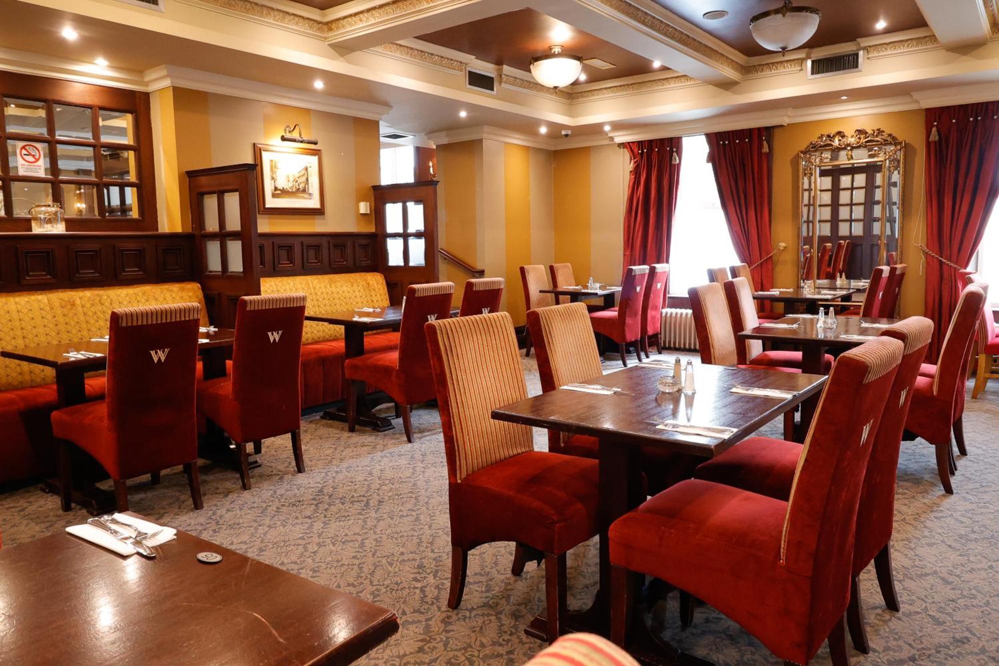 O'Neill Arms Hotel Toome 外观 照片