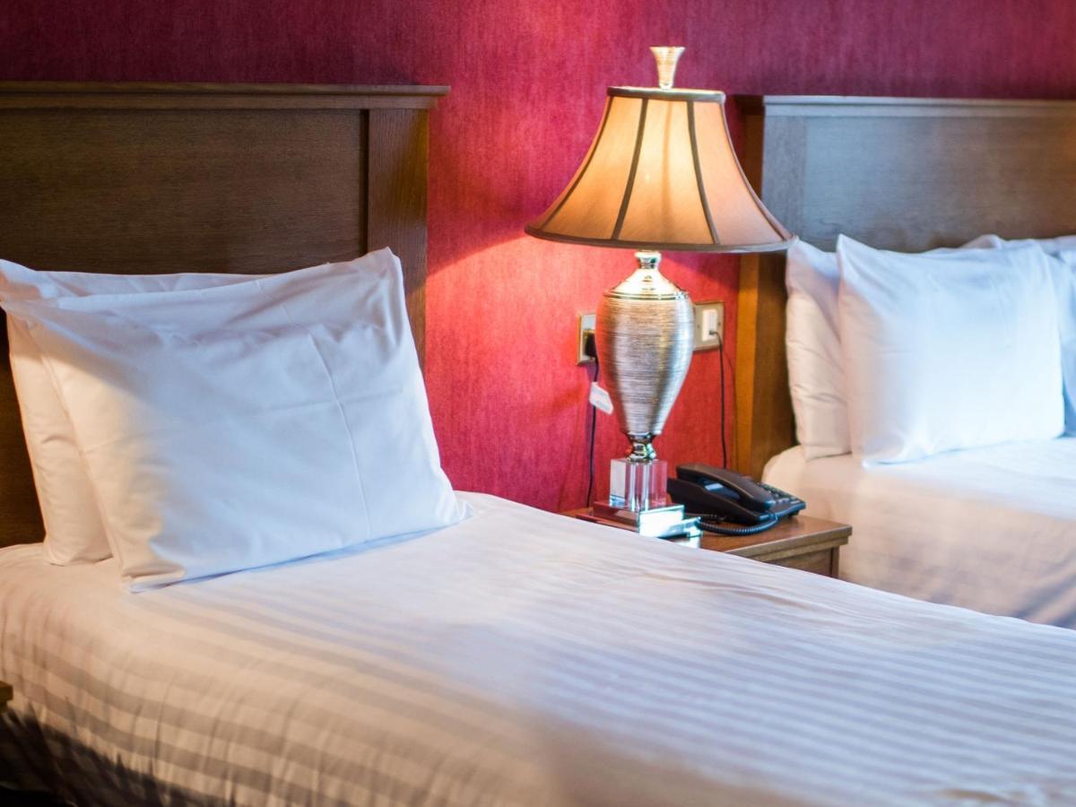 O'Neill Arms Hotel Toome 外观 照片