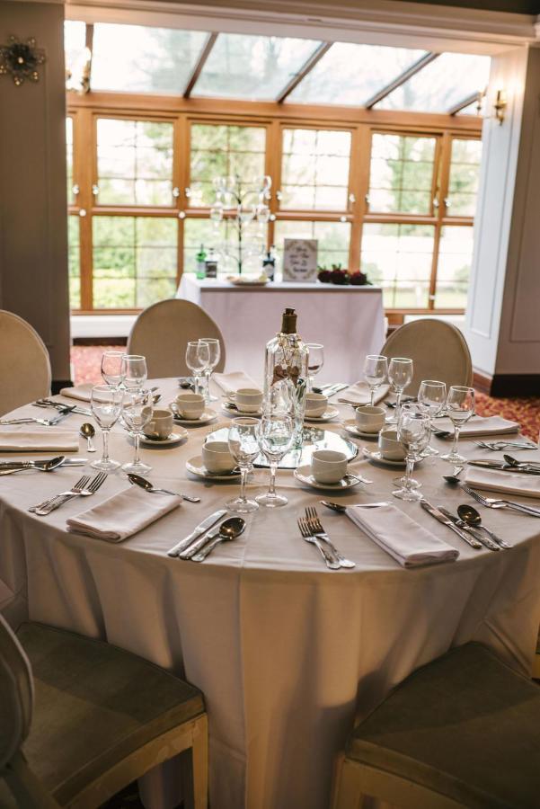O'Neill Arms Hotel Toome 外观 照片